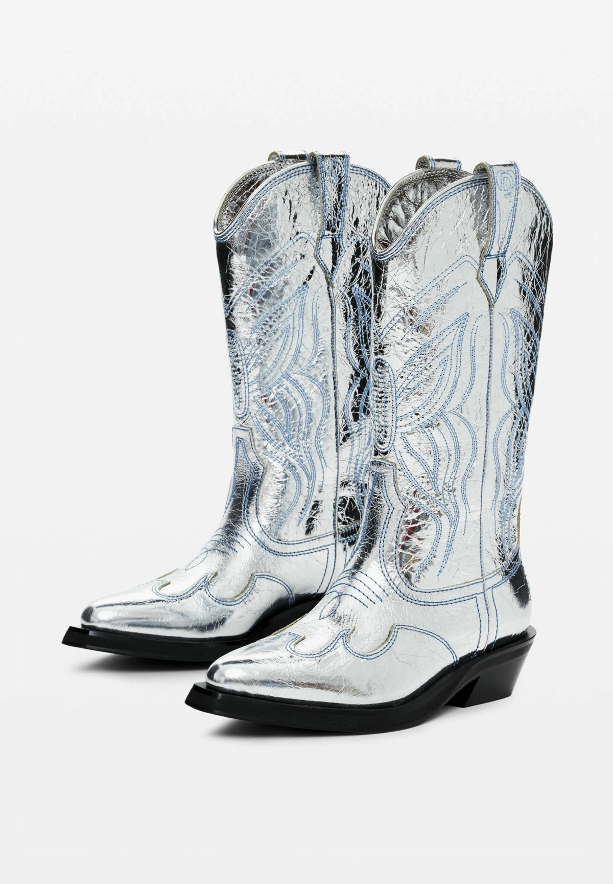 Ready for fall: Top 10 trendi modela čizama s aktualnog sniženja