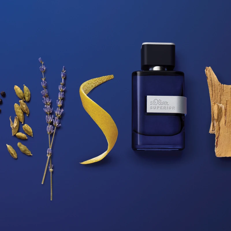 s.Oliver Superior Intense Blue.