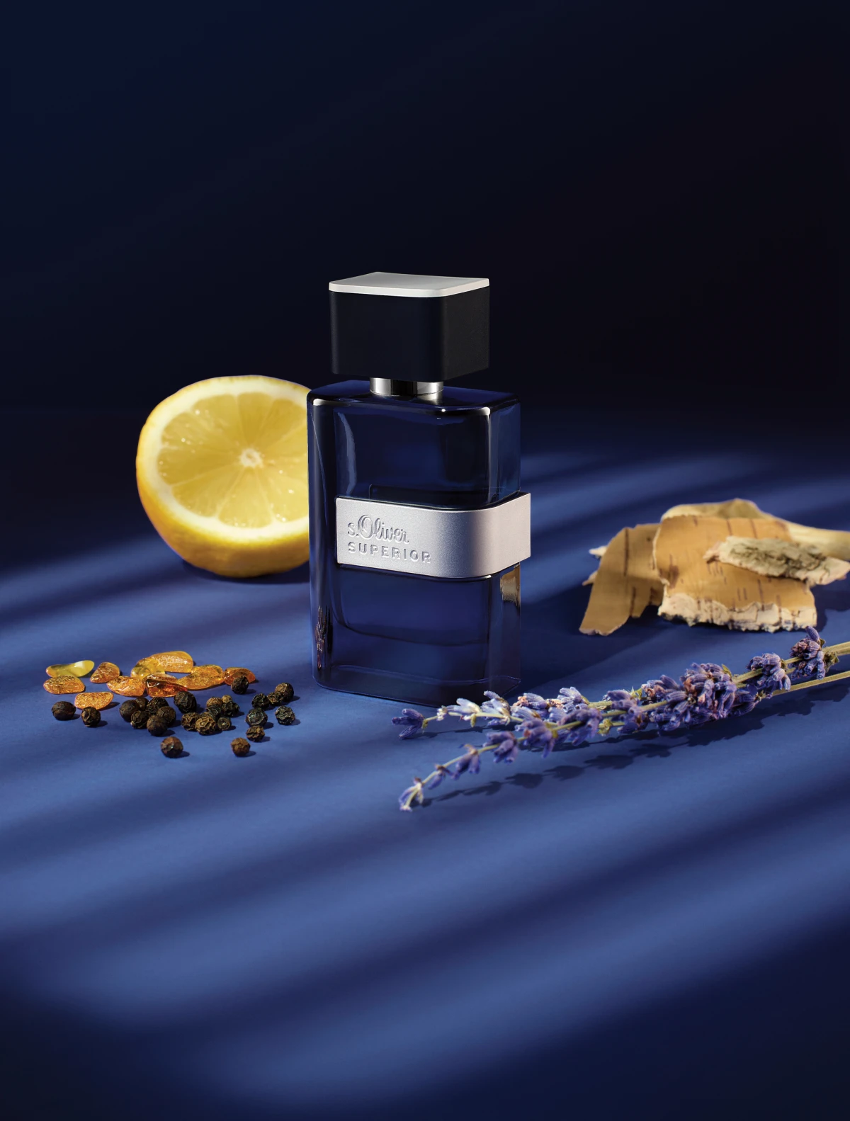 s.Oliver Superior Intense Blue.