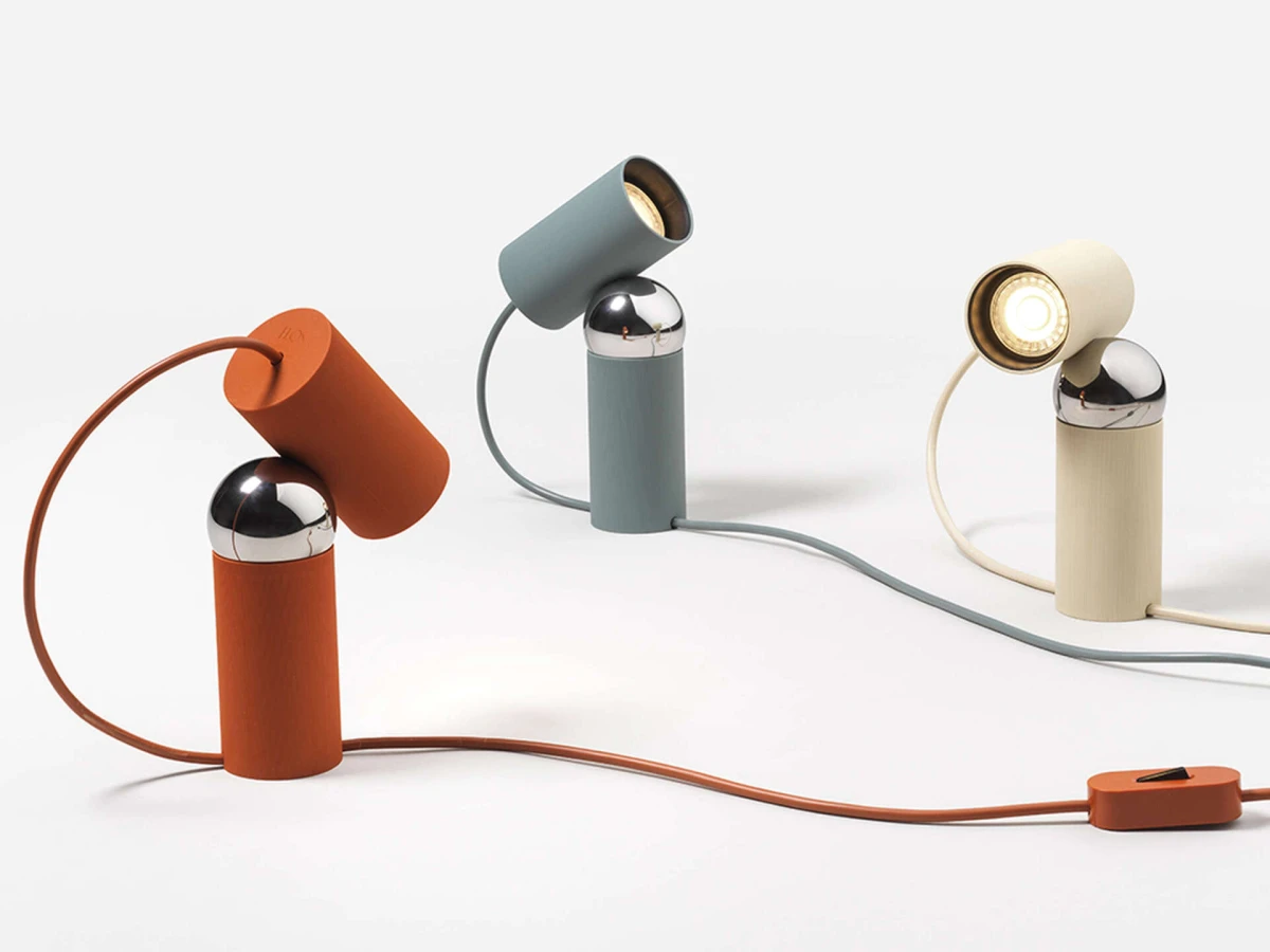 Bilboquet magnetne lampe