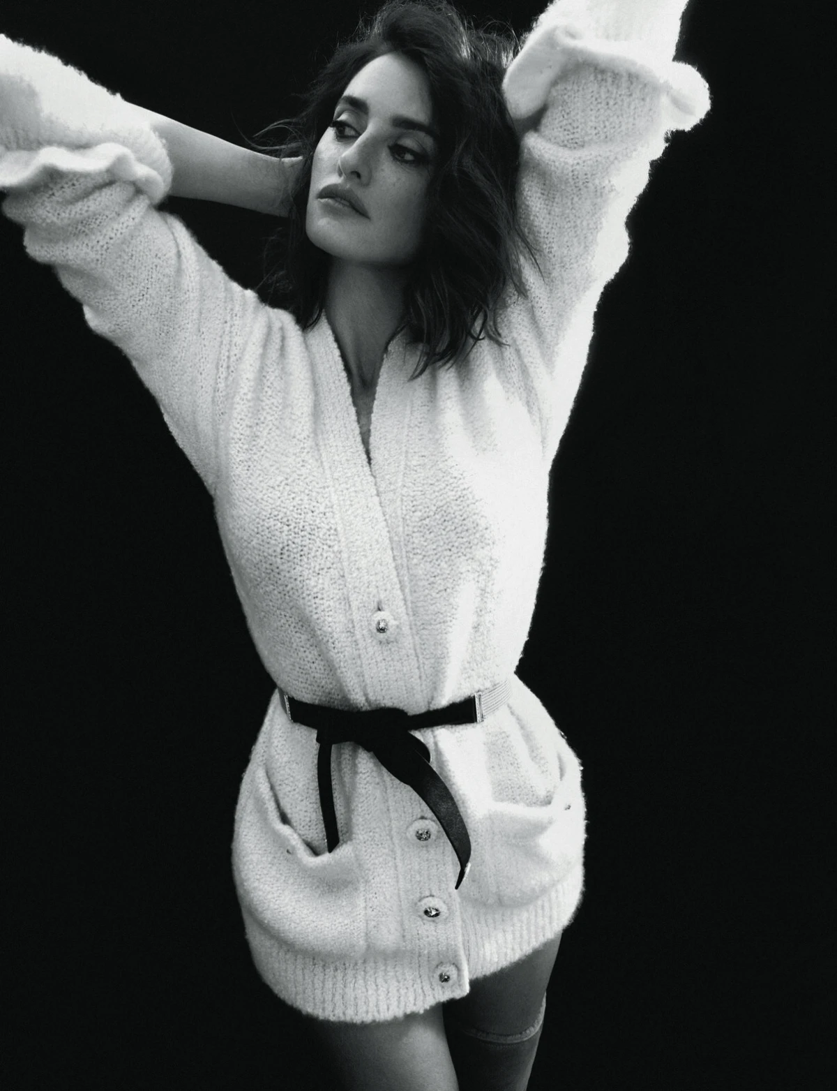 kardigan, remen i čizme iznad koljena chanel