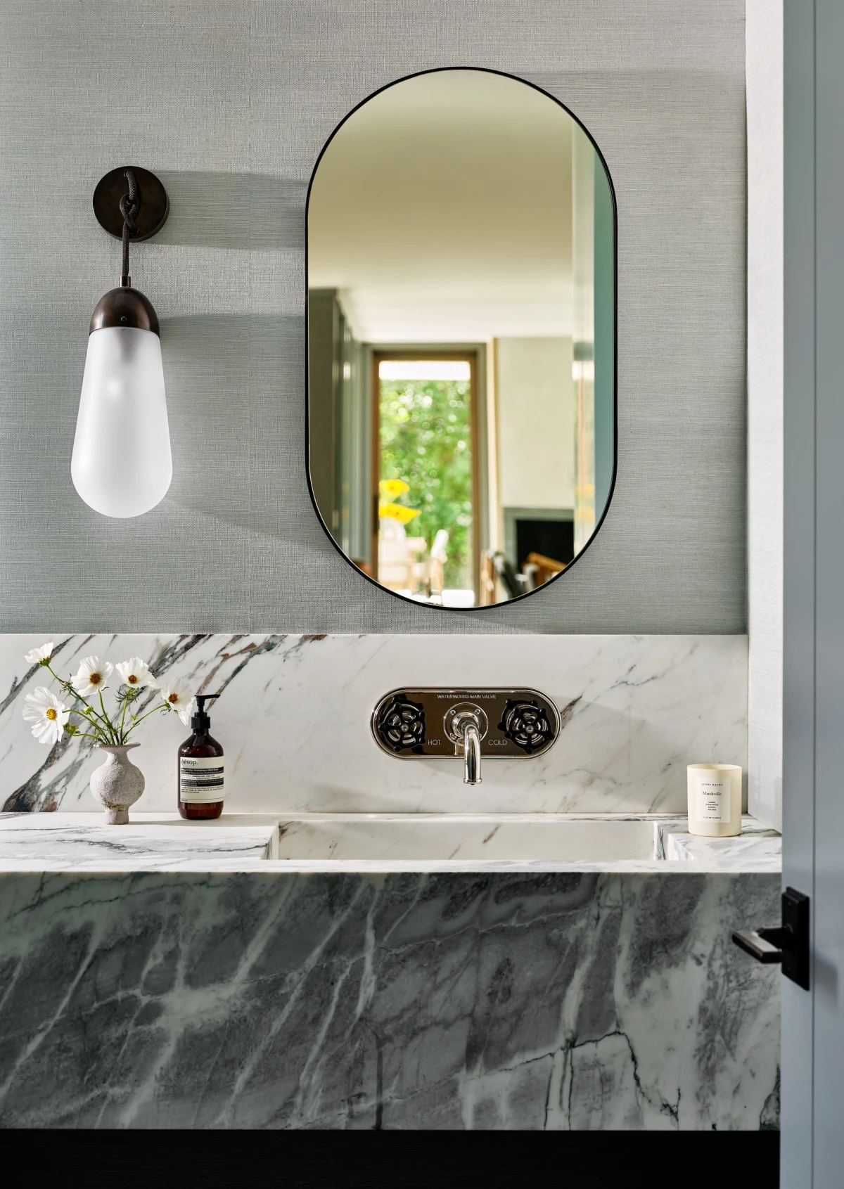 Graditelj: Nick DeMarco, DeMarco Development , Arhitekt: Craft + Modern, Fotografije: Read McKendree, Stilistica: Frances Bailey