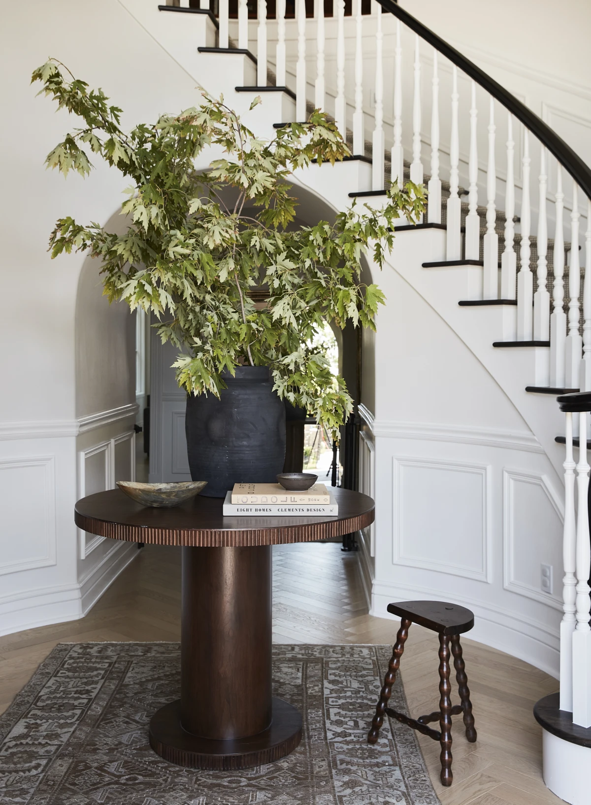 Dizajn i arhitektura: Brittanie Robinson Design (@brittanierobinsondesign), Fotografija: Nicole Gerulat (@nicolegerulat): Stilist: Jen Paul (@_jenpaul)