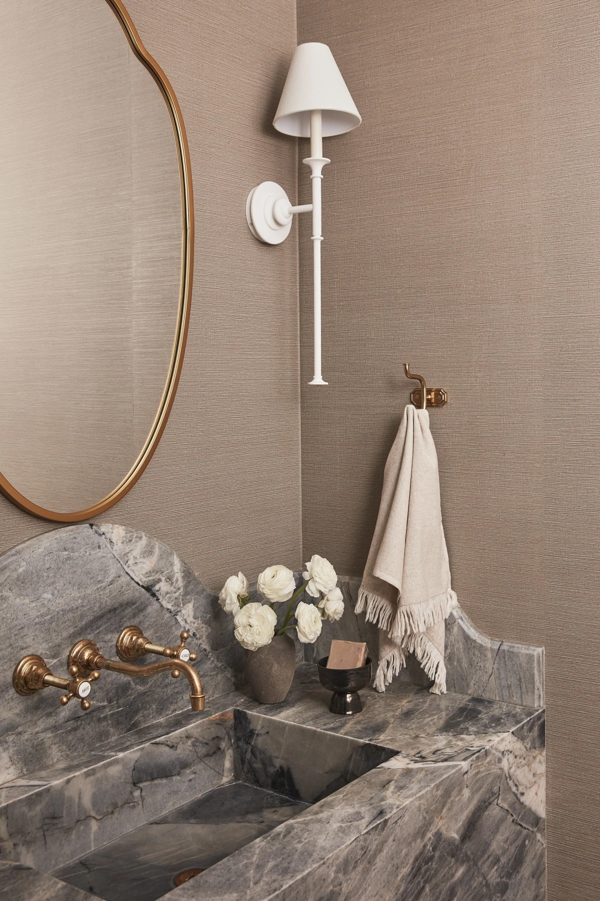 Dizajn i arhitektura: Brittanie Robinson Design (@brittanierobinsondesign), Fotografija: Nicole Gerulat (@nicolegerulat): Stilist: Jen Paul (@_jenpaul)