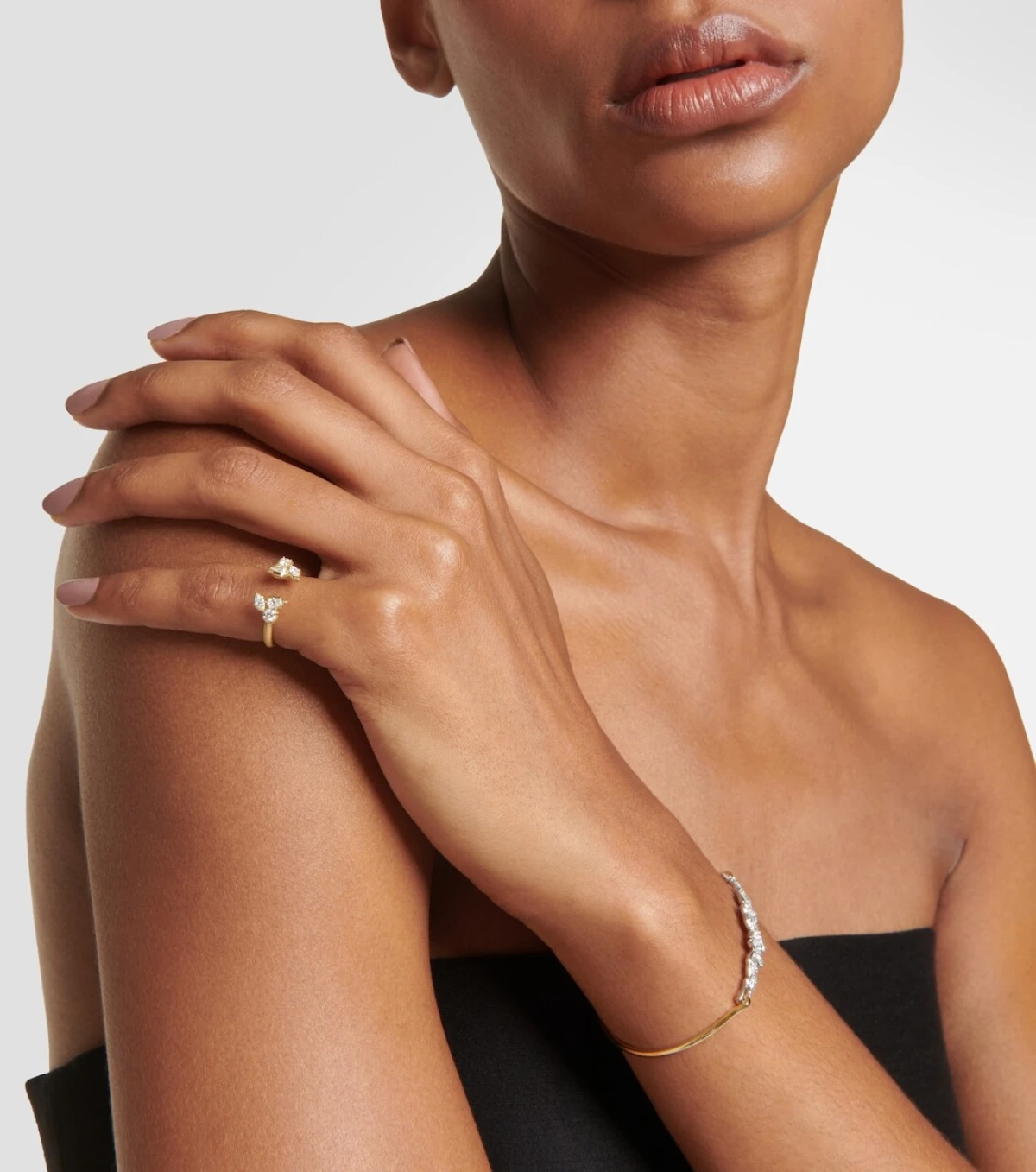 JADE TRAU prsten 300 eur