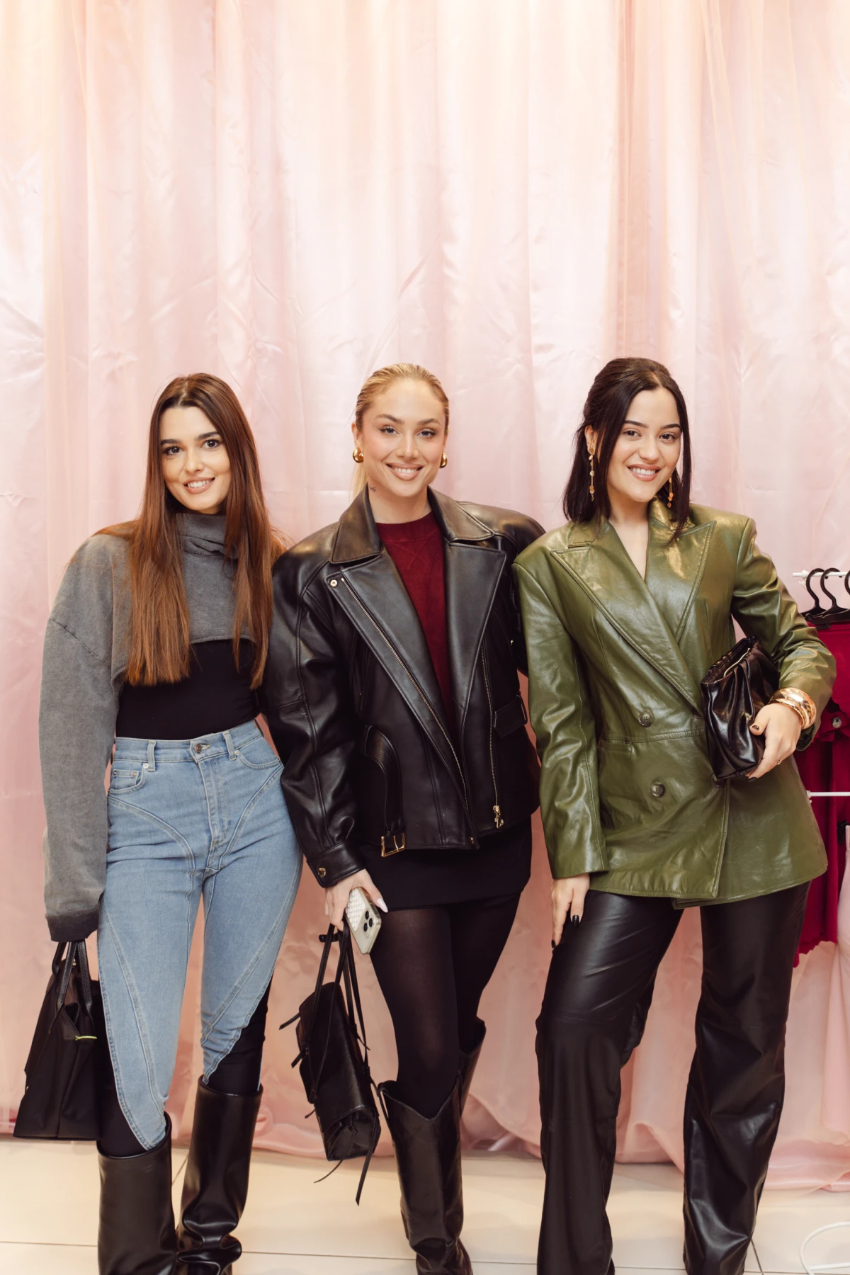 SKINY CHEEKY BLUSH/Lara Buljubašić 