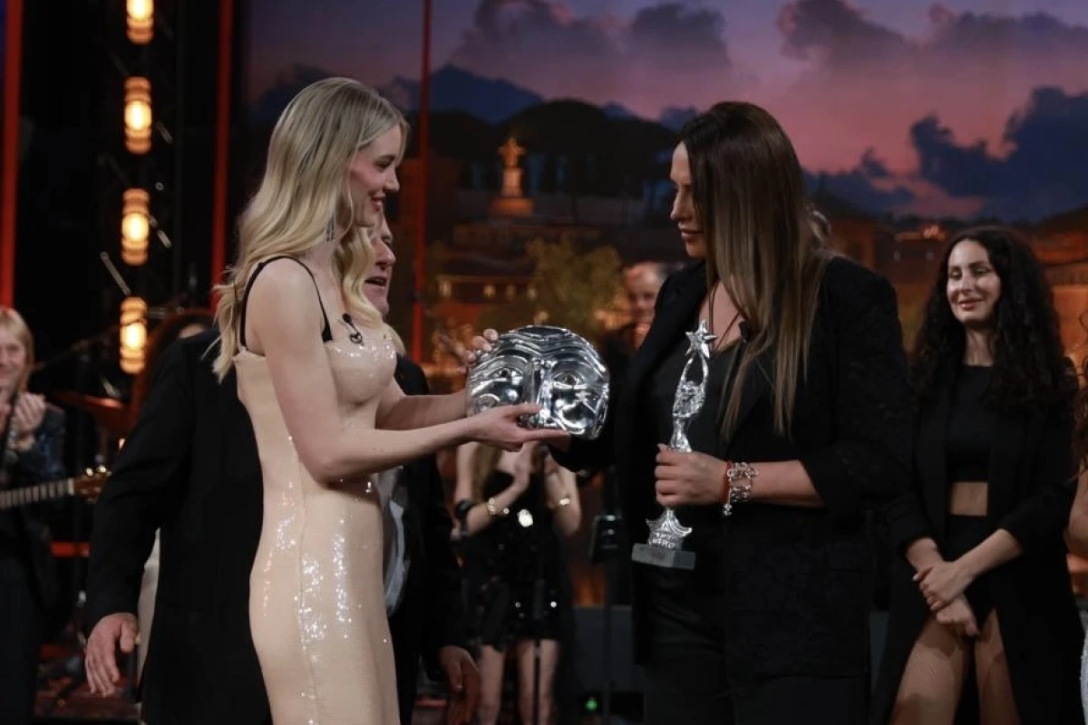 Ema Mur i Karla Sofia Gascon