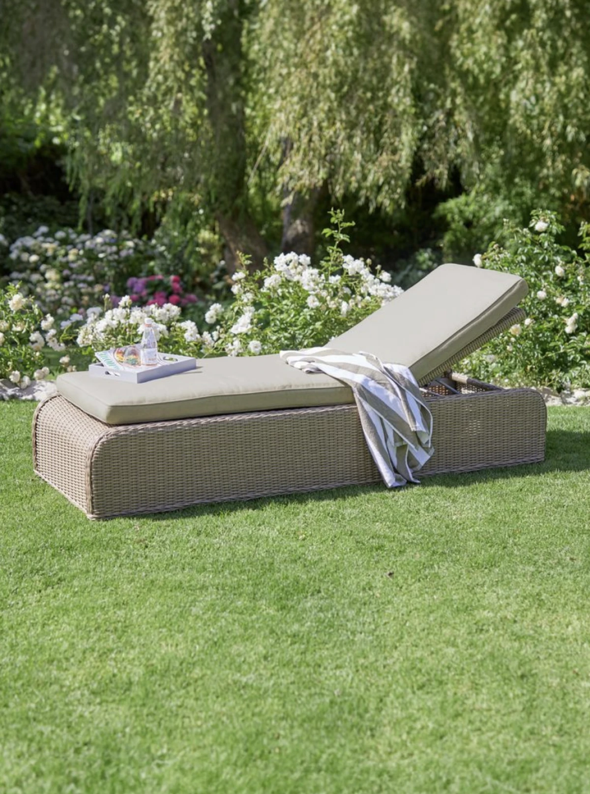 Ležaljka TAMBOHUSE, prije 699,- €, sada 550,- €