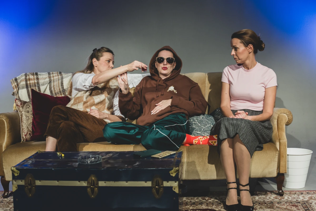 Tri sestre na Instagramu