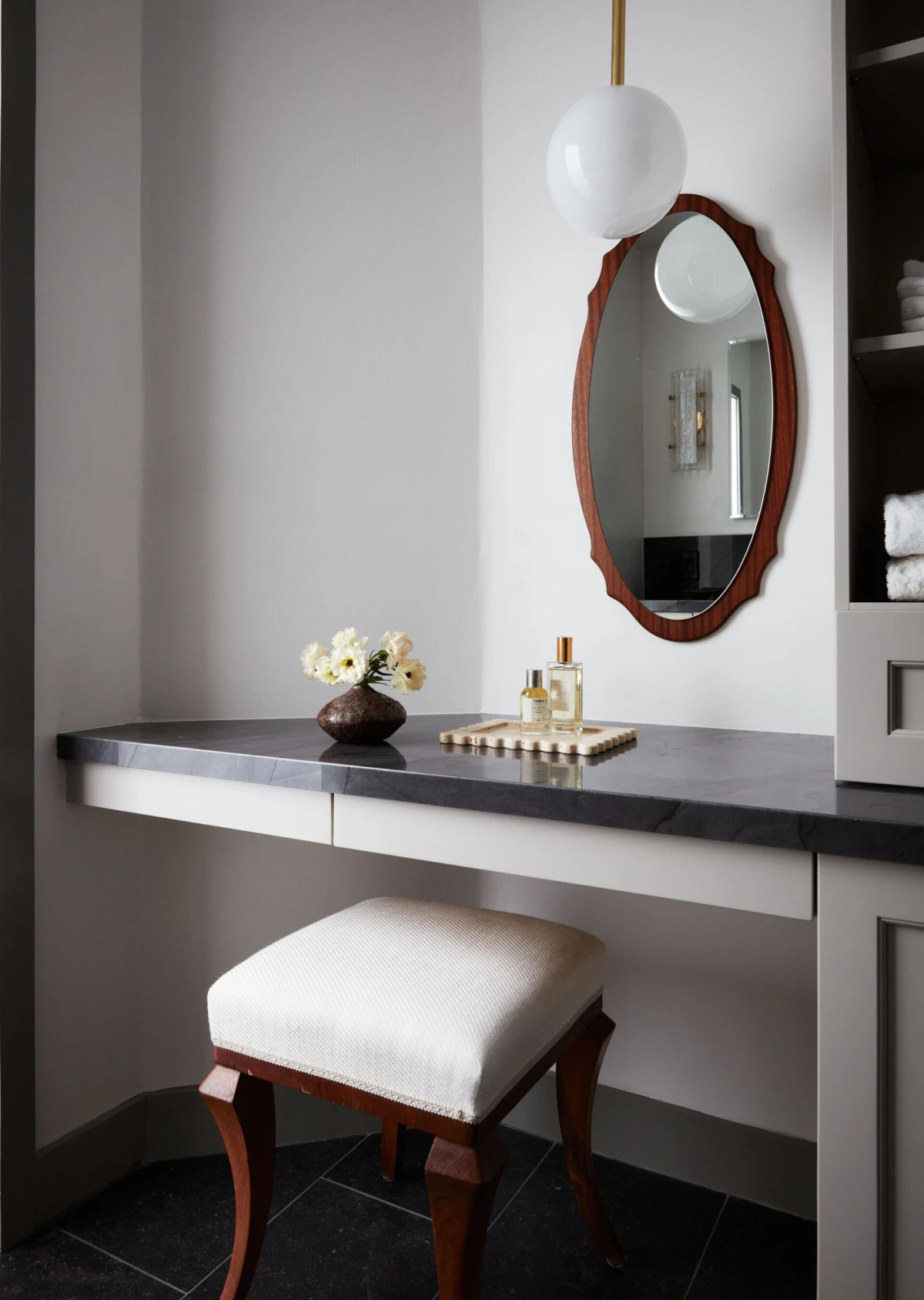 Dizajn: Ali Vivoda, Fotografija: Tim Lenz, Stiliziranje: Brittany Albert