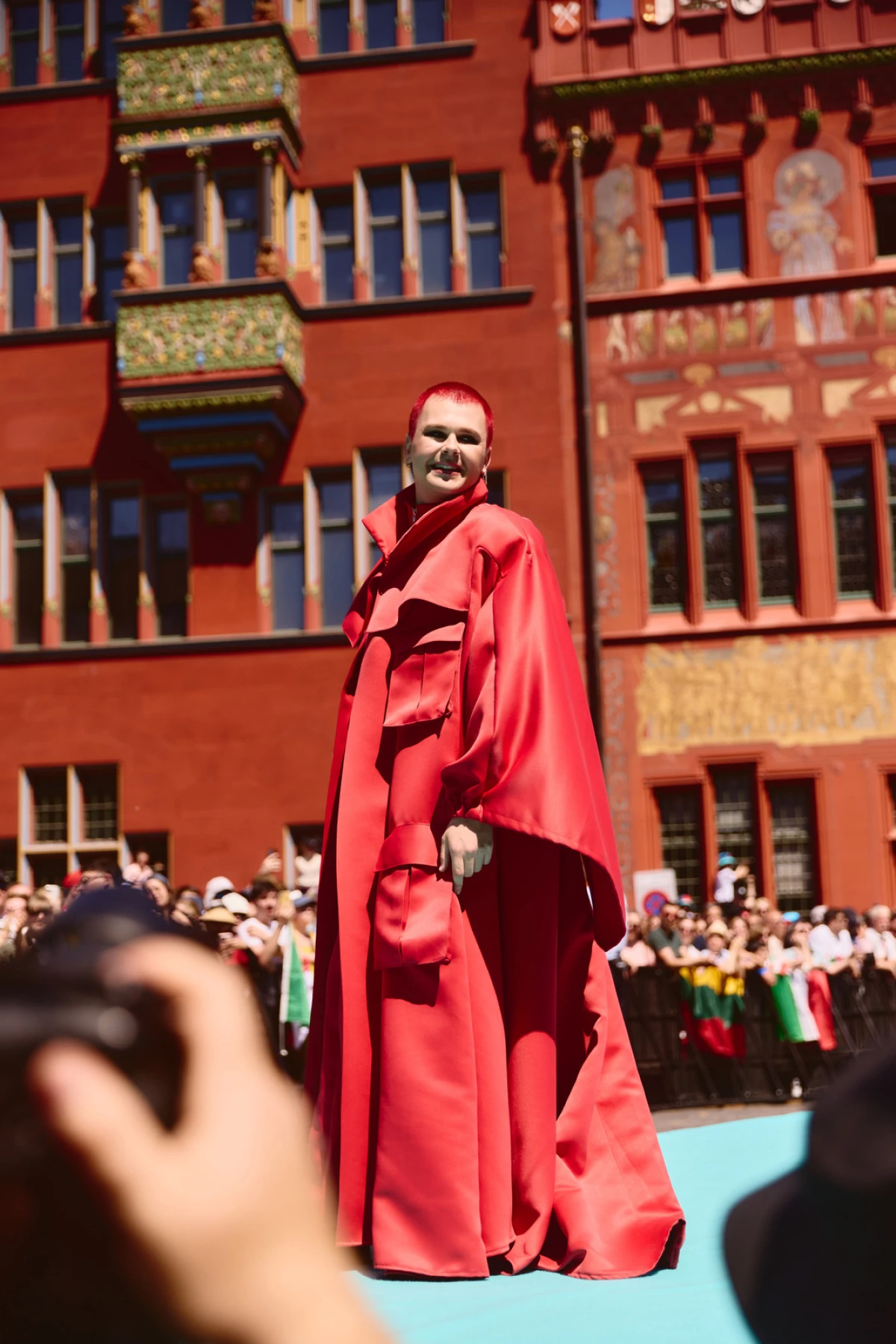 Eurovision 2025 tirkizni tepih