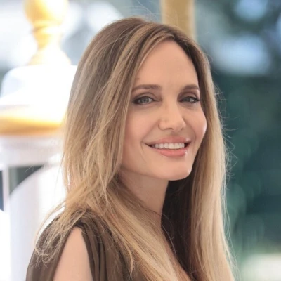 Angelina Jolie