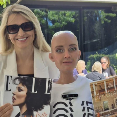 Ivona Čulo i Sophia the robot