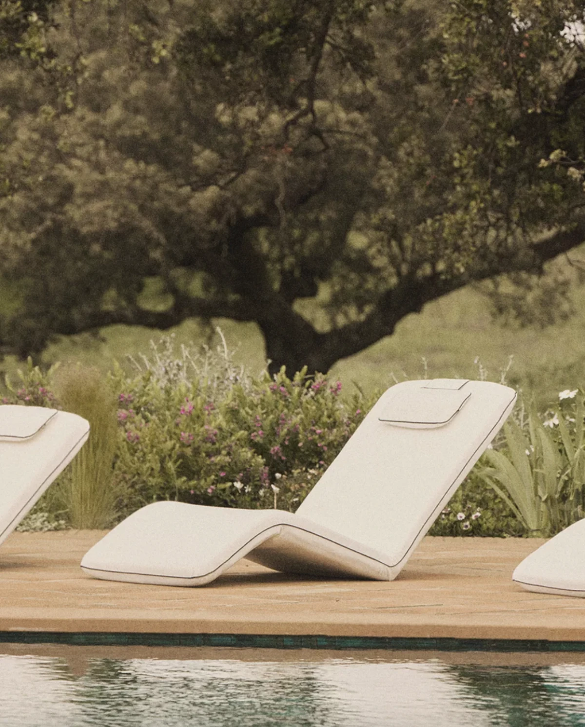 zara home PODESIVA LEŽALJKA ZA PLAŽU249 € 