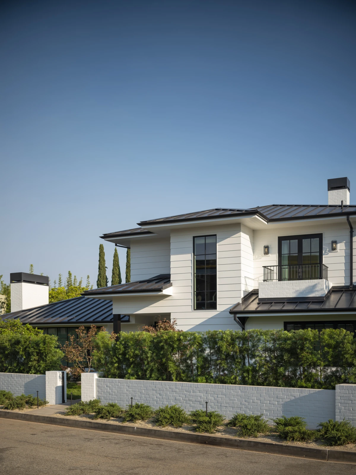 Arhitektura, dizajn: Joanna Parol Interior Design Krajobrazno uređenje: Joanna Parol Interior Design u suradnji s Koheid Design, Izvođač radova: The Rumo Group, Fotografija: Manolo Langis