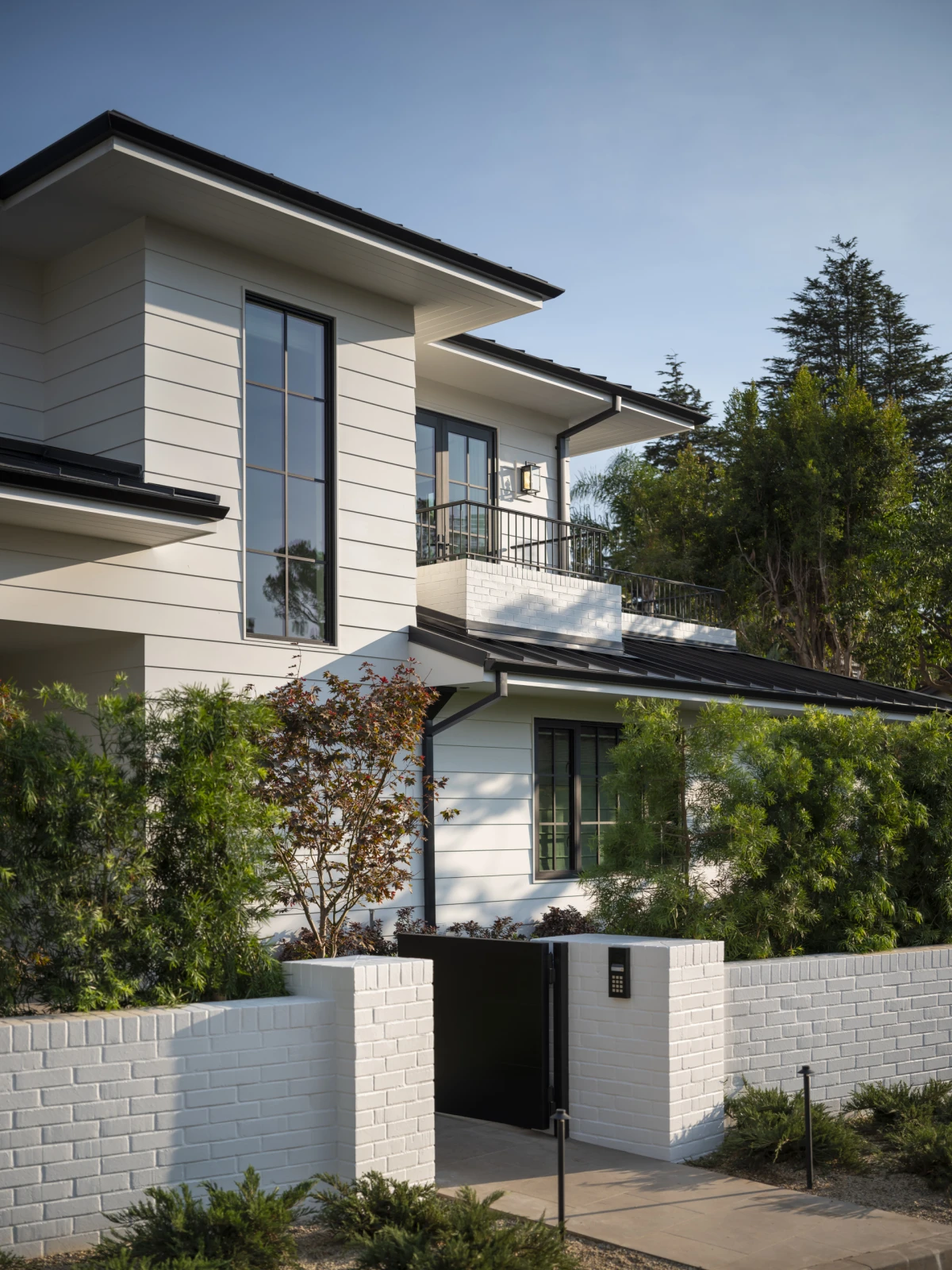 Arhitektura, dizajn: Joanna Parol Interior Design Krajobrazno uređenje: Joanna Parol Interior Design u suradnji s Koheid Design, Izvođač radova: The Rumo Group, Fotografija: Manolo Langis