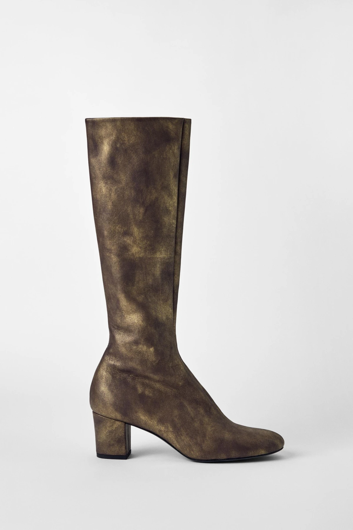 kožne čizme 169 eur 