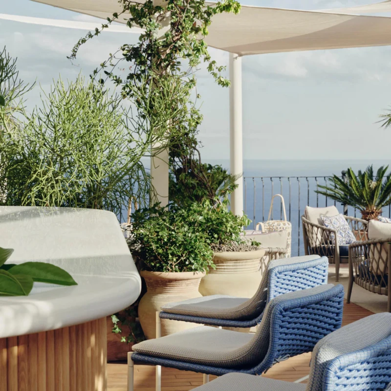 Louis Vuitton Le Bar