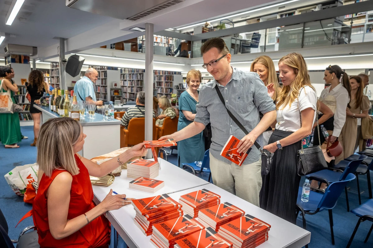 predstavljanje knjige ''dnevnik superžene''