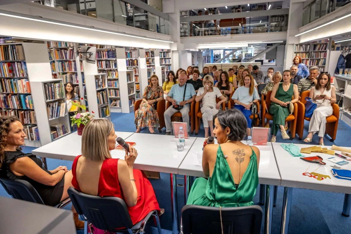 predstavljanje knjige ''dnevnik superžene''