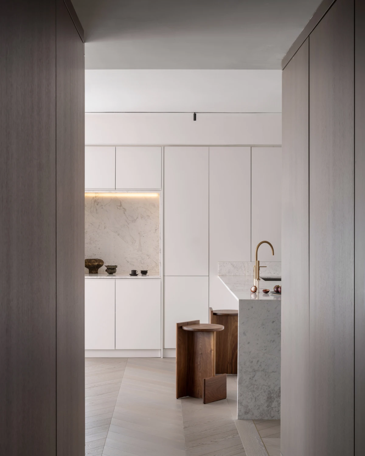 FOTOGRAFIJE: Scott Norsworthy, DIZAJN INTERIJERA Fabiana Todescan STUDIO, stiliziranje Fabiana Todescan studio uz asistenciju Maek Design Studija