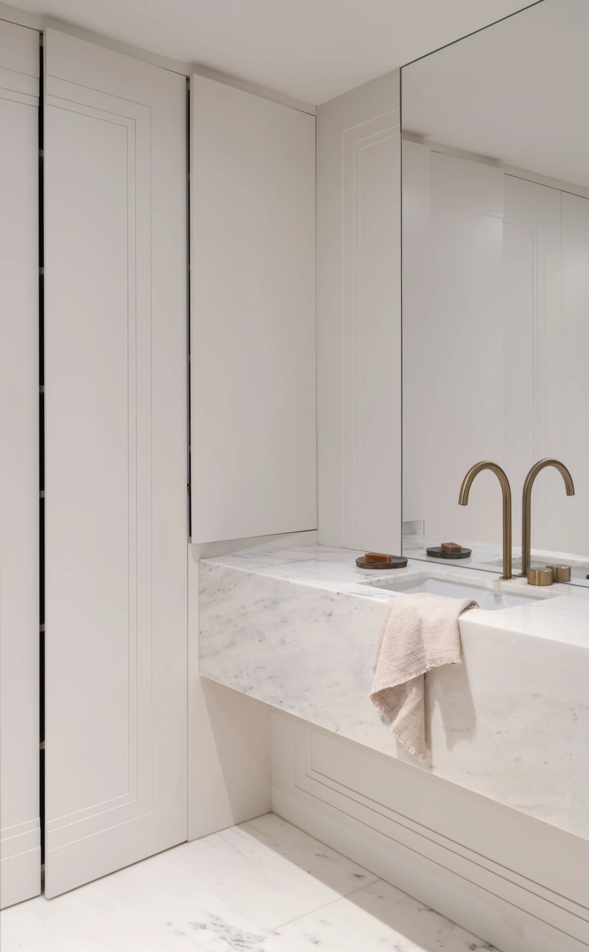 FOTOGRAFIJE: Scott Norsworthy, DIZAJN INTERIJERA Fabiana Todescan STUDIO, stiliziranje Fabiana Todescan studio uz asistenciju Maek Design Studija