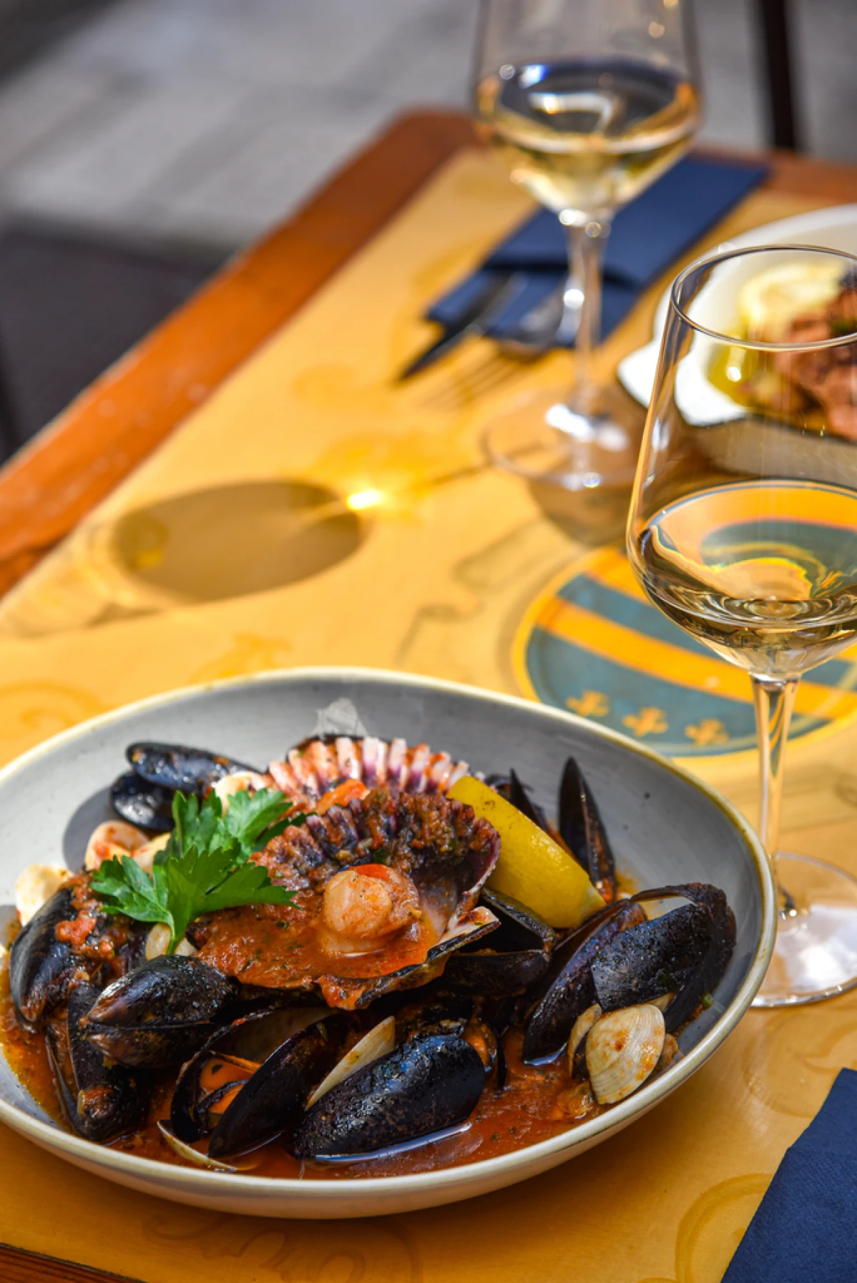 Renaissance art restaurant