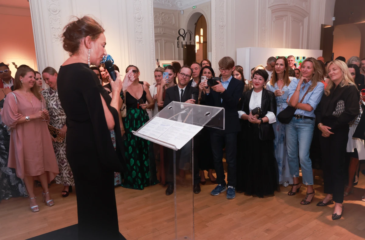 ARTCURIAL x ELLE INTERNATIONAL