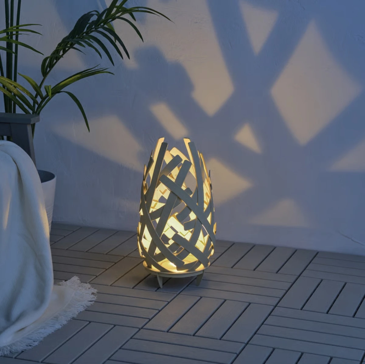 SOLVINDEN LED podna lampa, PRIJE 17,99€, SADA 13€