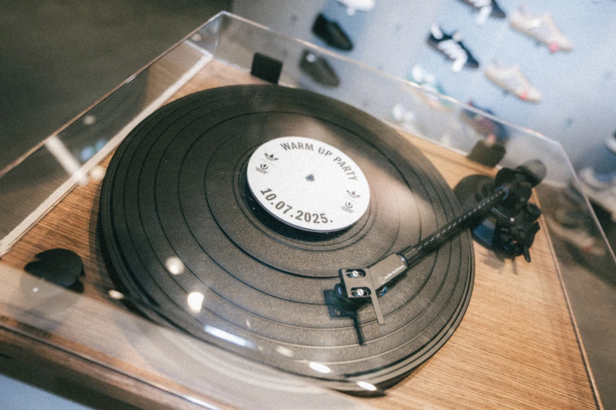 adidas warm up party