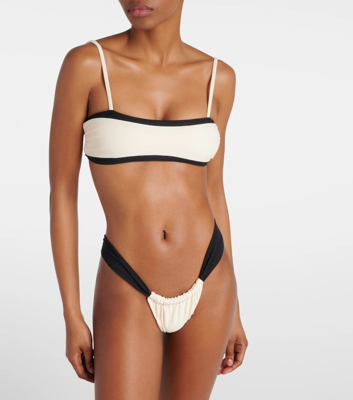 kupaći kostim 200 eur 