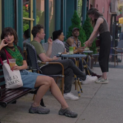 Megan Stalter i Emily Ratajkowski otkrile tajne sa seta serije Too Much