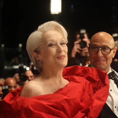 Meryl Streep i Simone Ashley zablistale u gala haljinama na snimanju filma Vrag nosi Pradu 2