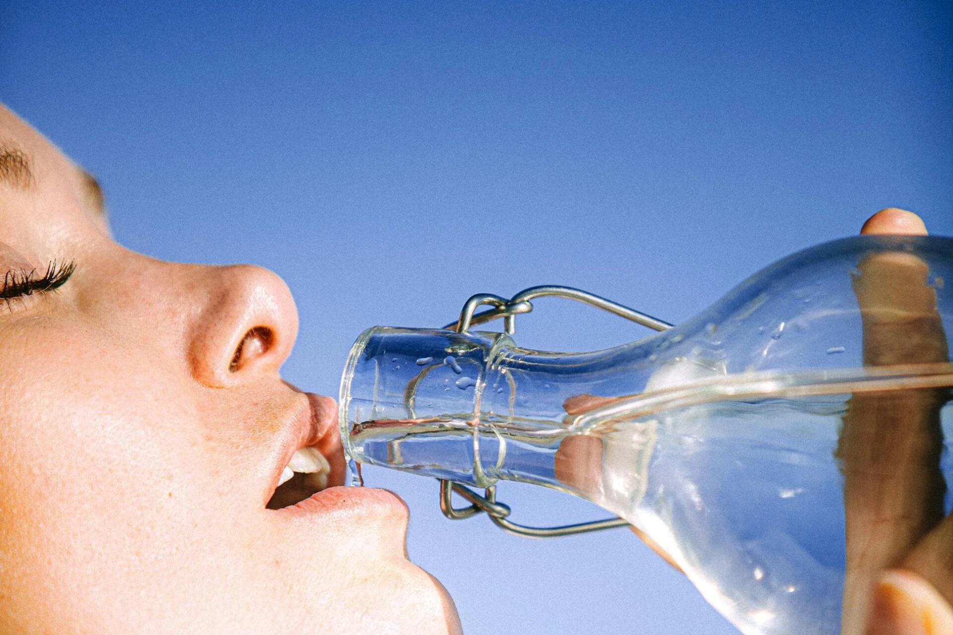 Skin Glazing: Tajna sjajne i zdrave kože bez teške šminke