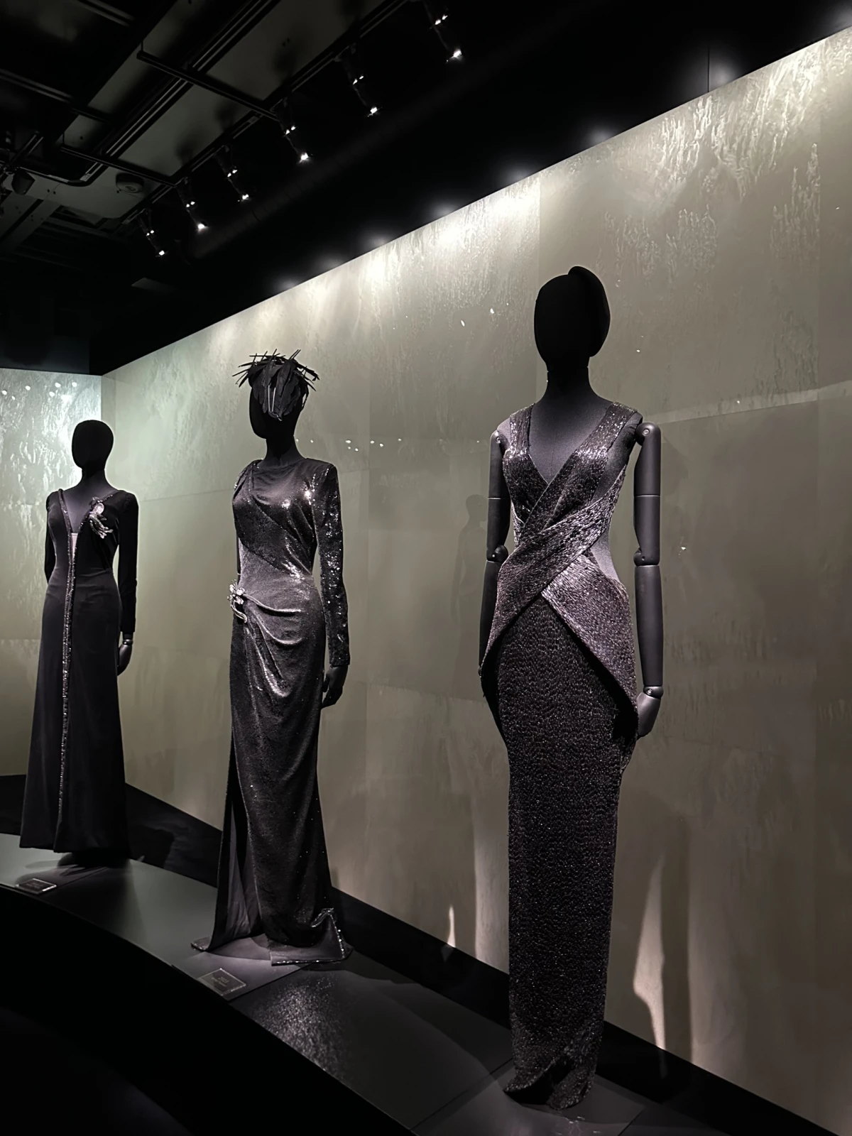 20 godina besprijekorne mode: Posjetili smo Armani izložbu u Milanu