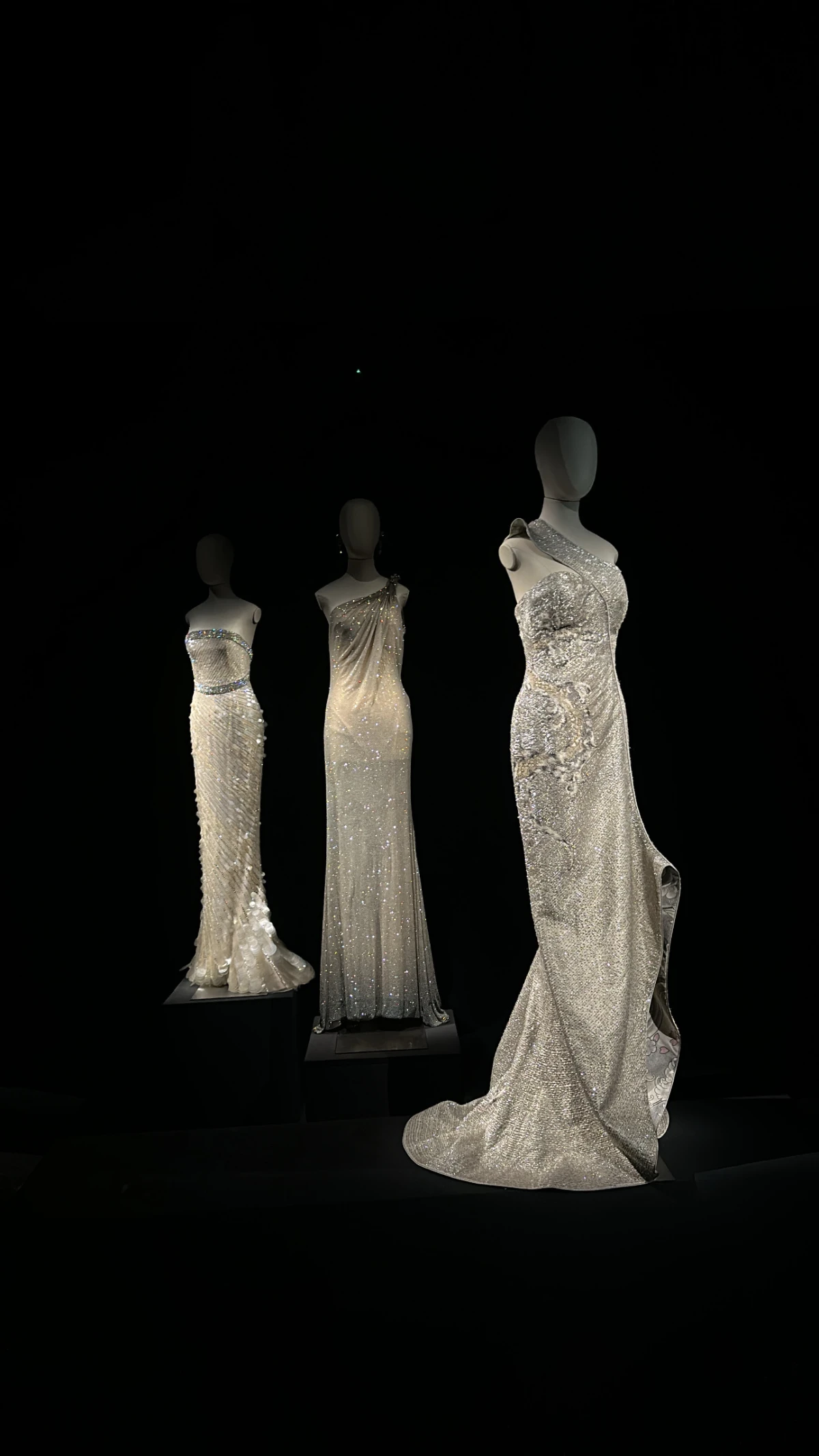 20 godina besprijekorne mode: Posjetili smo Armani izložbu u Milanu