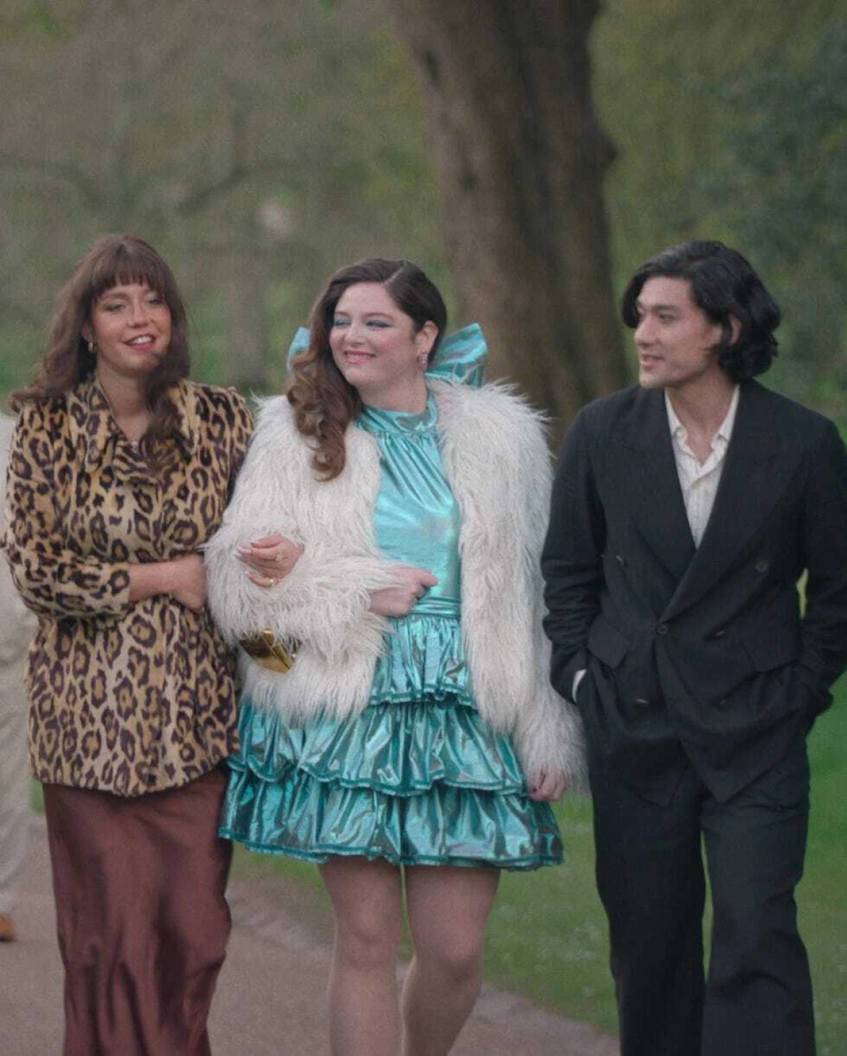 Top 10 komada za ljetni izlazak po uzoru na Jessicu iz serije Too Much