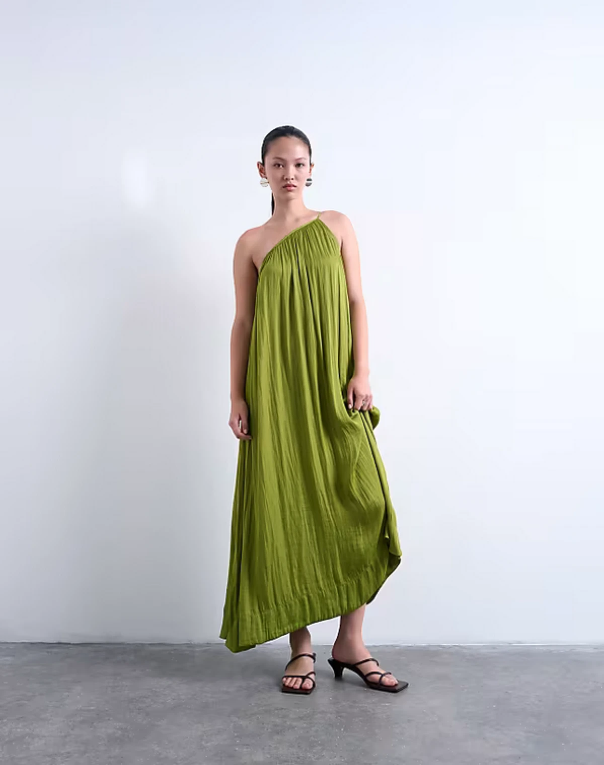 Kako izgleda novi Topshop? Donosimo vam ekskluzivni pogled na reviju u Londonu