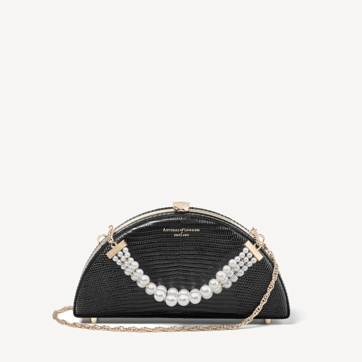 Pronašli smo torbe koje obožavaju kraljevske dame i to u pola cijene!