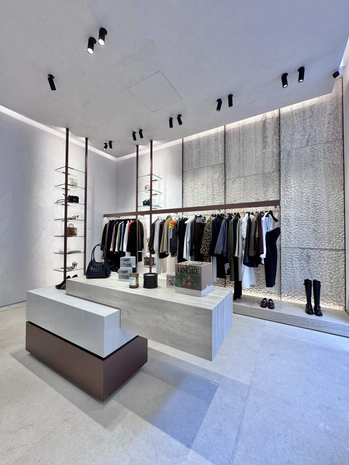 Oaza luksuznog minimalizma: Zavirite u preuređeni Maria Store u Zagrebu