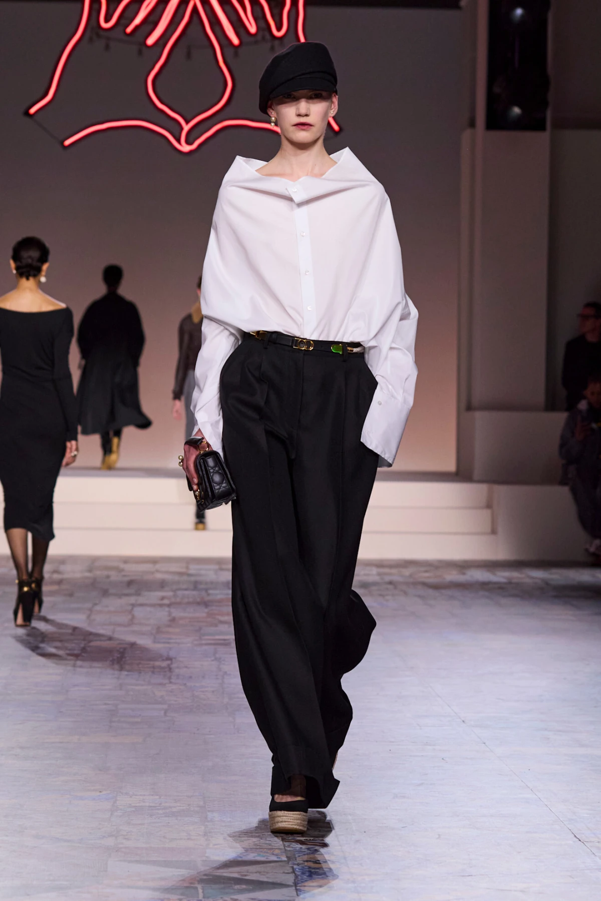 Što nam je otkrilo više o novom Dioru - teaseri ili majica Luce Guadagnina?