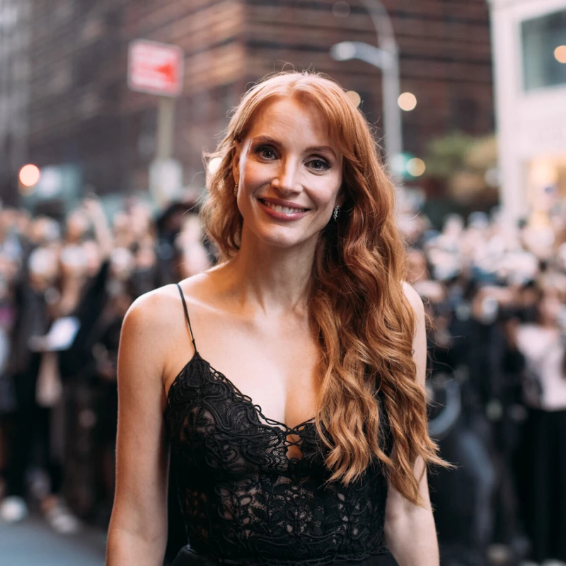 Look dana: Jessica Chastain nas je oduševila u romantičnoj kombinaciji na Ralph Lauren reviji