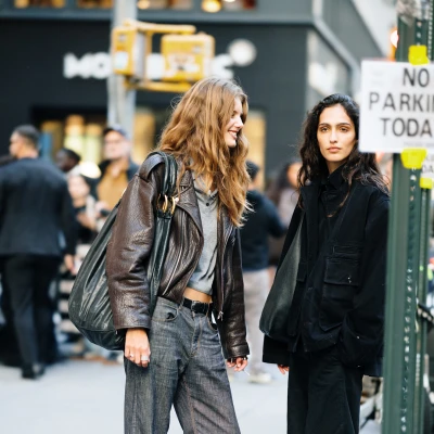 Top 10 laganih kožnih jakni idealnih za prve jesenske dane