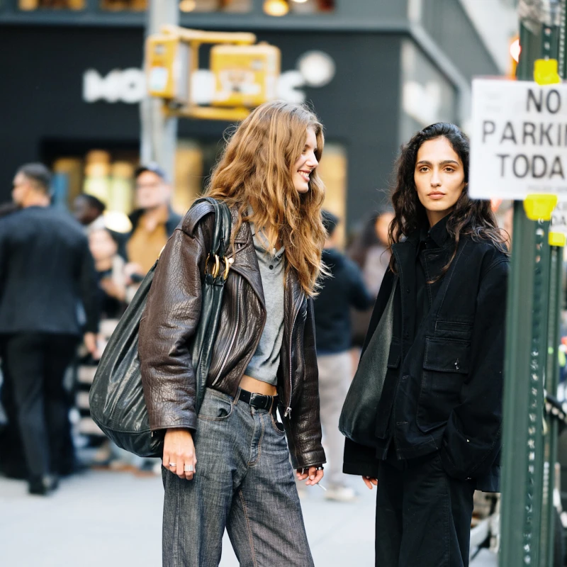 Top 10 laganih kožnih jakni idealnih za prve jesenske dane