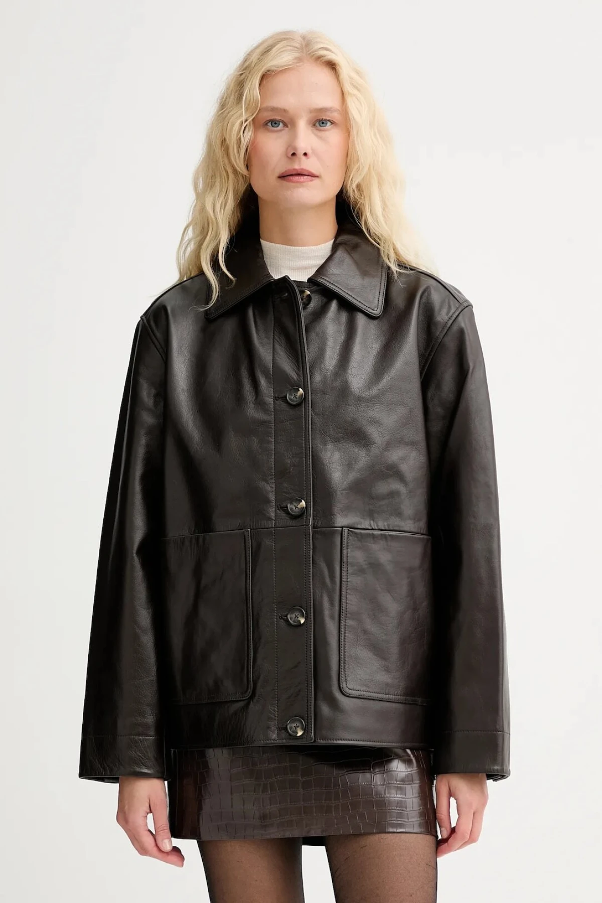 Top 10 laganih kožnih jakni idealnih za prve jesenske dane