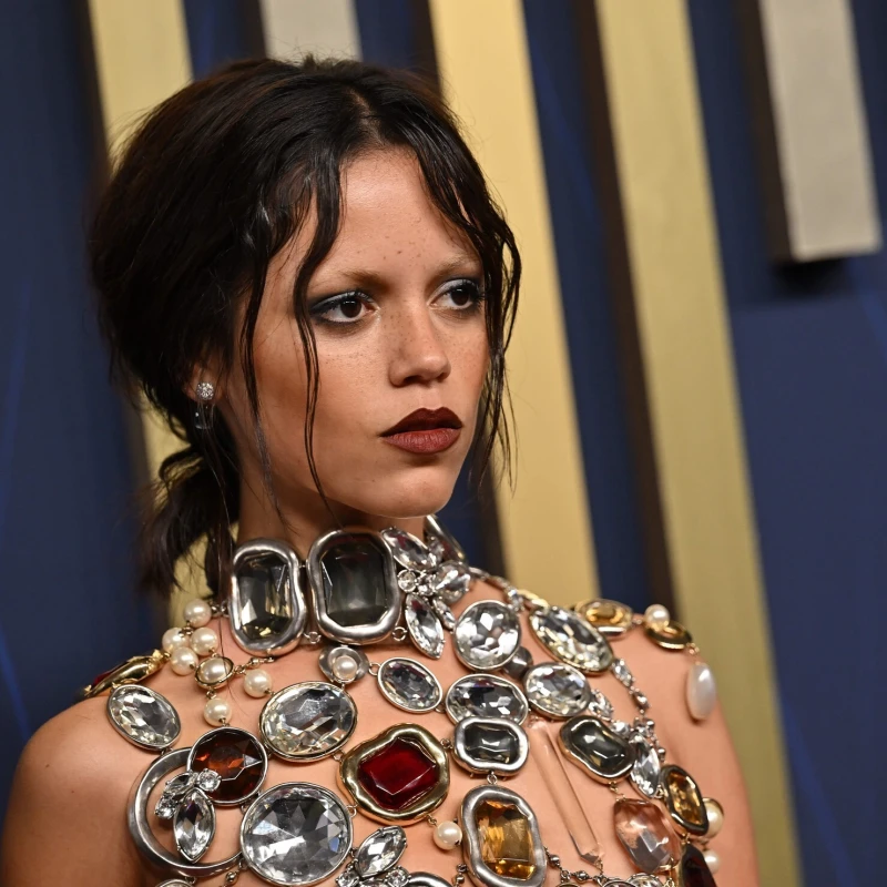 Pet najboljih beauty lookova s Emmyja 2025.