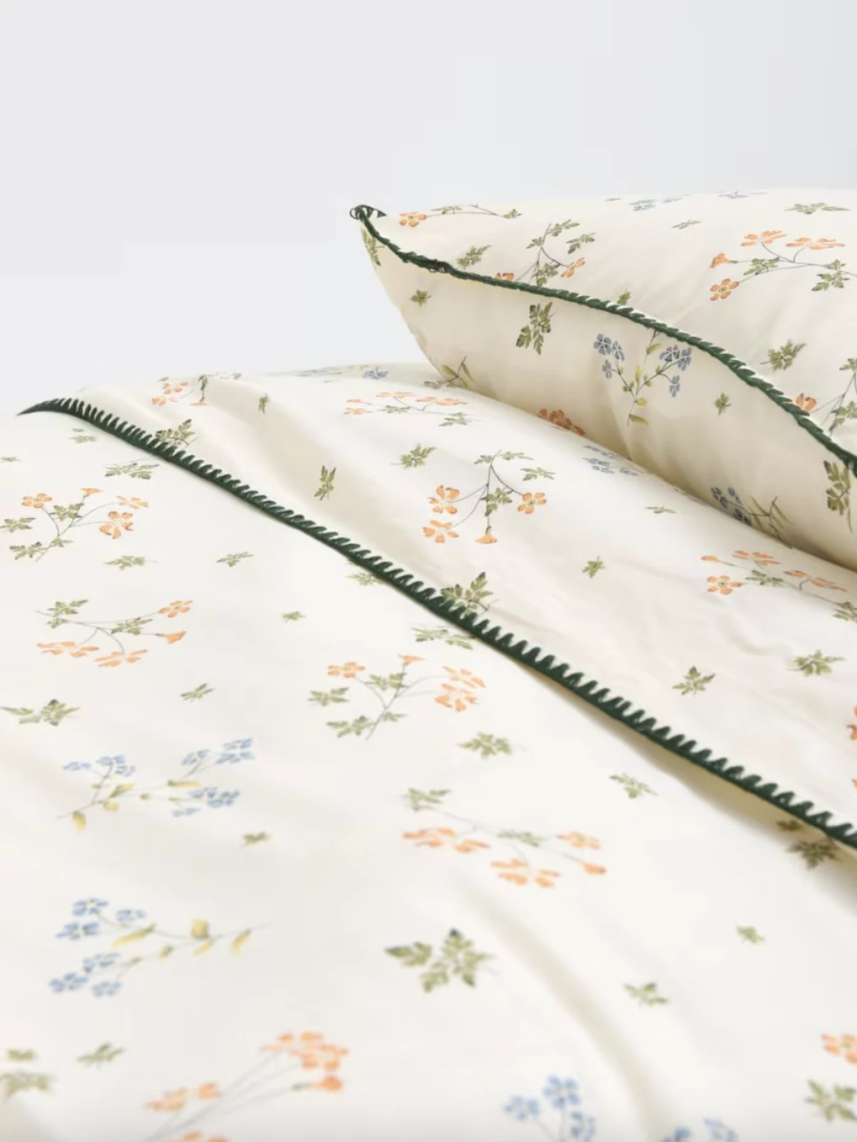 Stižu hladnije noći: Pronašli smo najfinije posteljine za jesenske mjesece