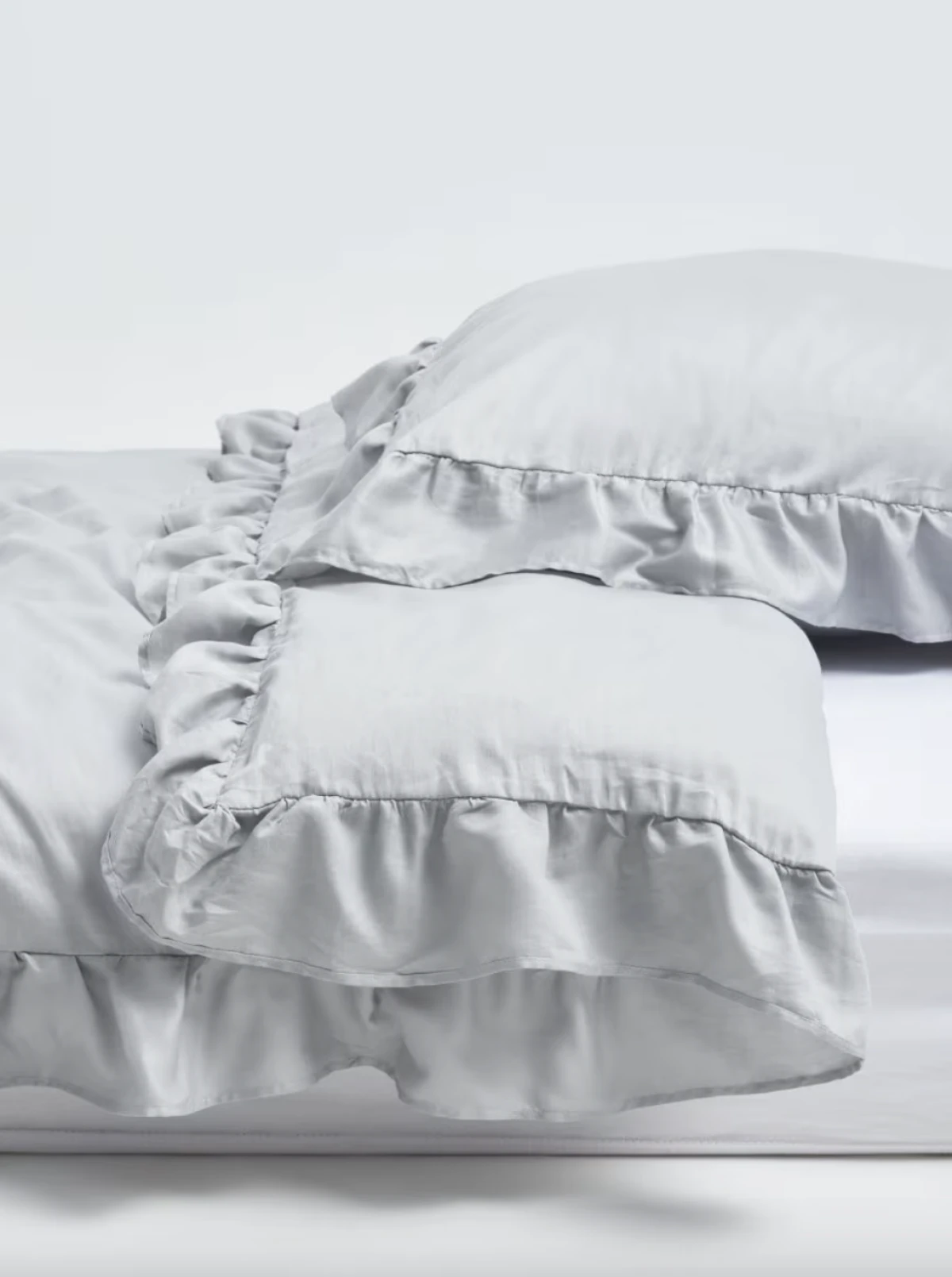 Stižu hladnije noći: Pronašli smo najfinije posteljine za jesenske mjesece