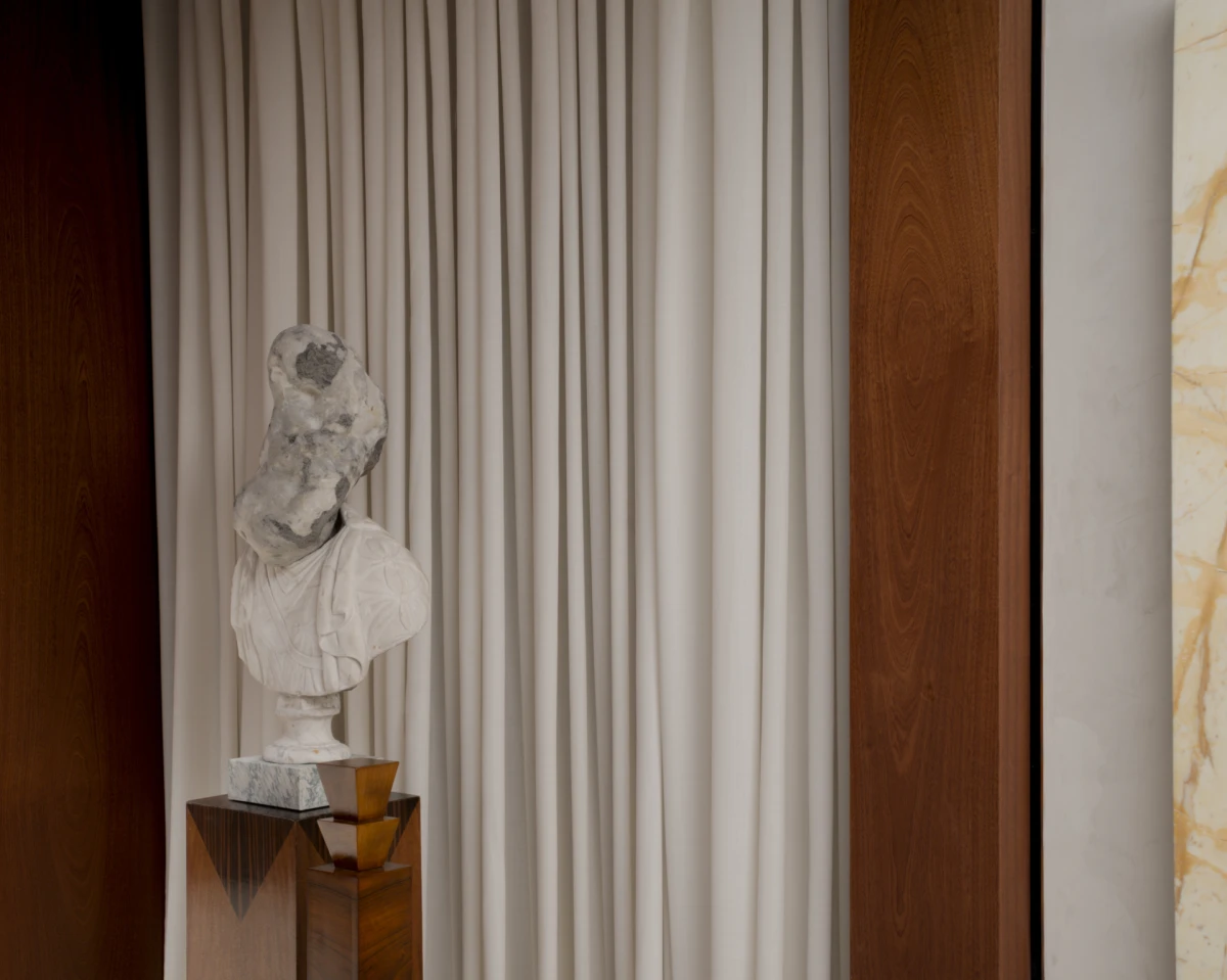 Saint Laurent trgovina u kultnoj milanskoj ulici izgleda senzacionalno