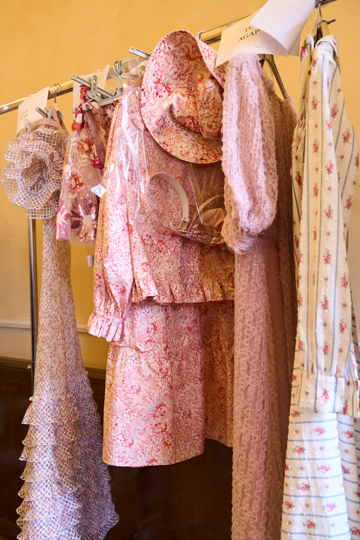 Ekskluzivni pogled iza kulisa: Ove fotografije donose pravu atmosferu Tjedna mode